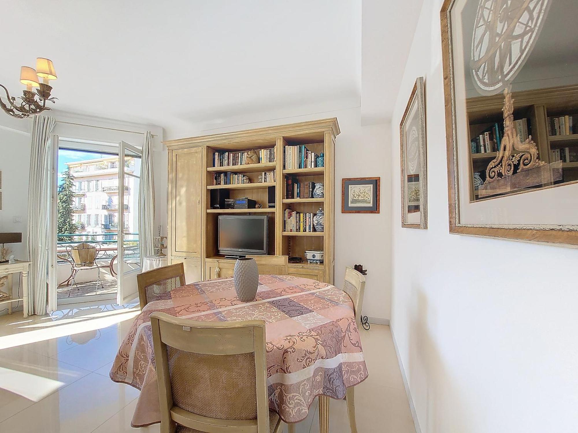 Nestor&jeeves - Flora - Promenade Des - Appartamento